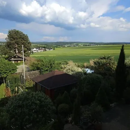 Ferienwohnung Taunusblick 바트캄베르크