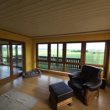 Ferienwohnung Taunusblick 아파트 바트캄베르크